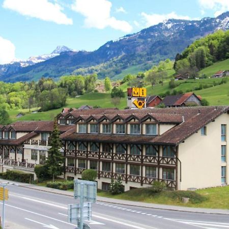 Hotel Postillon Buochs Exteriör bild
