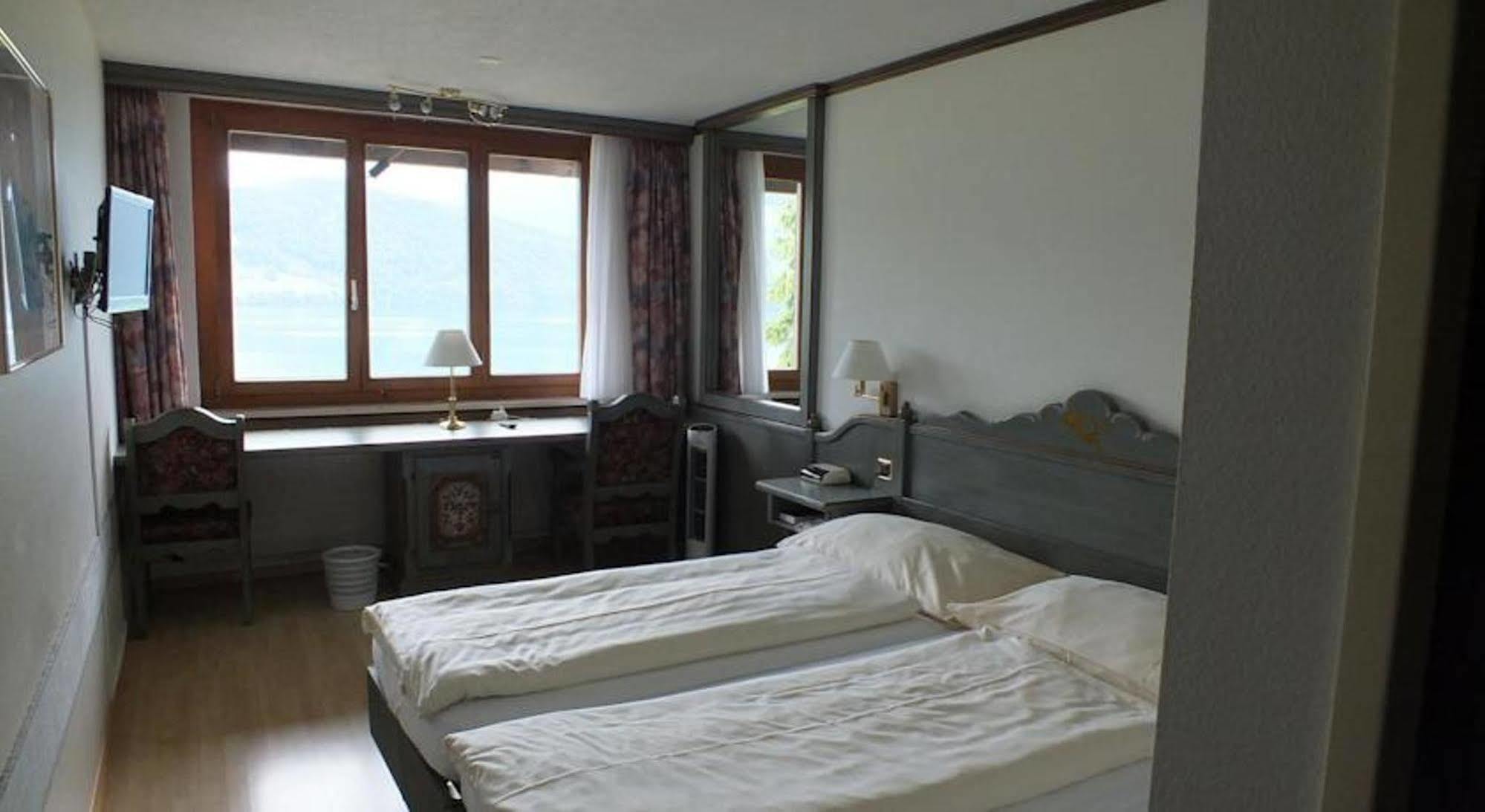 Hotel Postillon Buochs Exteriör bild